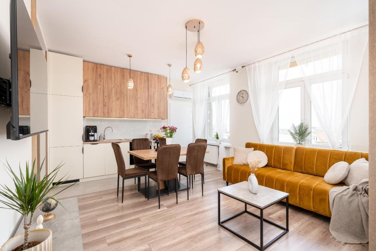 Basztowa Apartments By Vsi Krakkó Kültér fotó